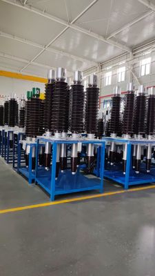 72.5kV 126kV 252kV तेल-प्रकार के डूबे हुए पेपर ट्रांसफॉर्मर पावर ट्रांसफॉर्मर के लिए बुशिंग